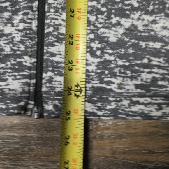 Mountain Hardware Zippered Women's Hoodie Size Medium - Picture 3 of 10